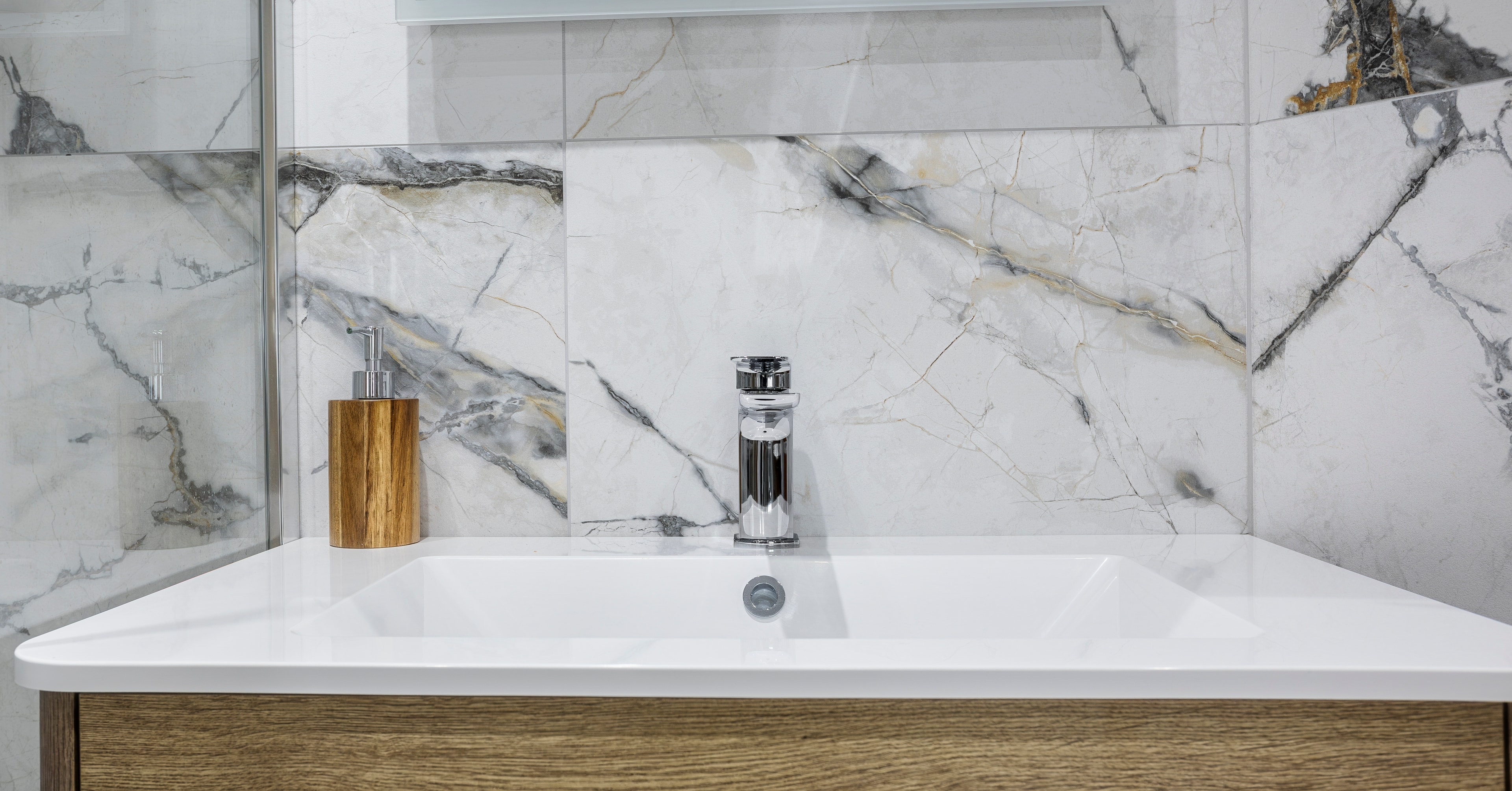 Marble vanity basin